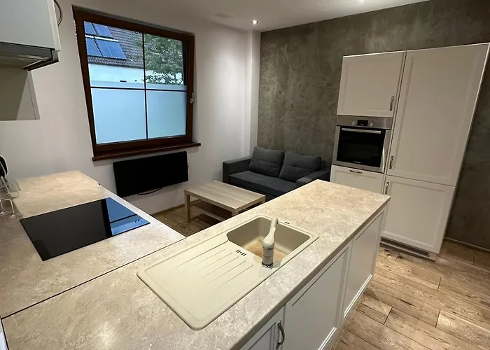 Slow Spot Przy Lesie Ii *