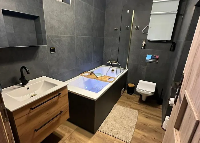 Slow Spot Przy Lesie Ii