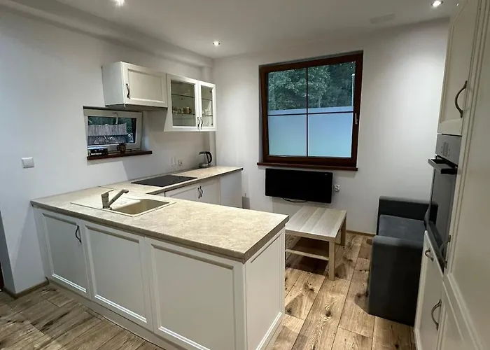 Slow Spot Przy Lesie Ii * Щецинек